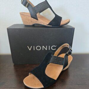 Vionic Kaytie Black Size 6